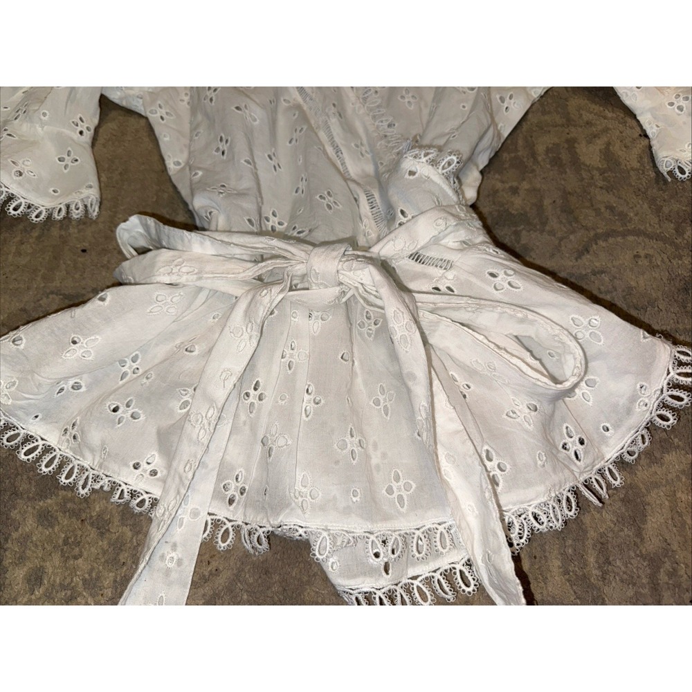 Venus Shite Eyelet 3/4"‎ Sleeves Tie Wrap Top Shirt Sz 8  Womens NWOT - Picture 3 of 4
